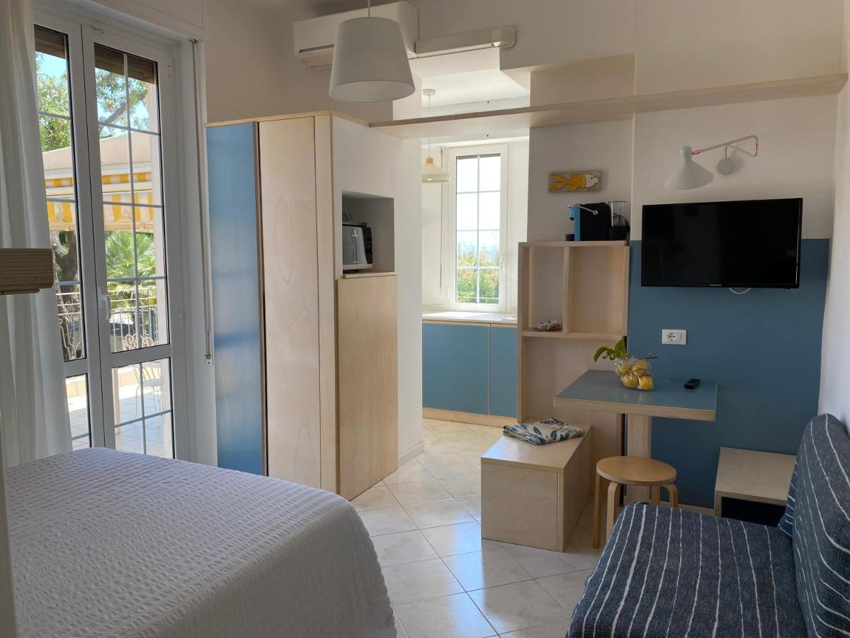 Residence Villa Ombrosa スポトルノ エクステリア 写真