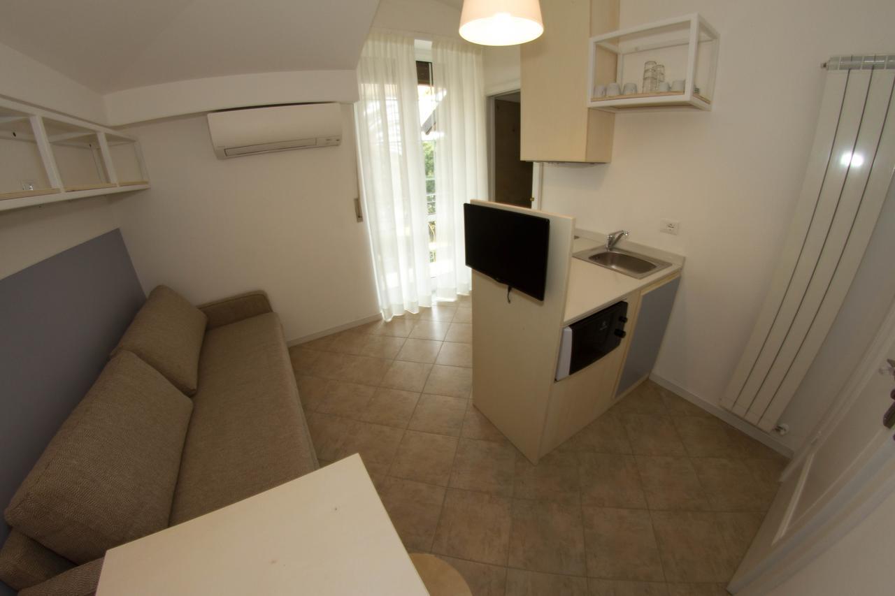 Residence Villa Ombrosa スポトルノ エクステリア 写真