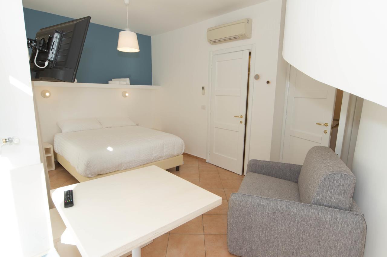 Residence Villa Ombrosa スポトルノ エクステリア 写真